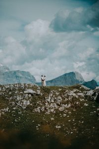 Pärchen Heiratet In Den Dolomiten Südtirol Spitze der Welt In Den Bergen